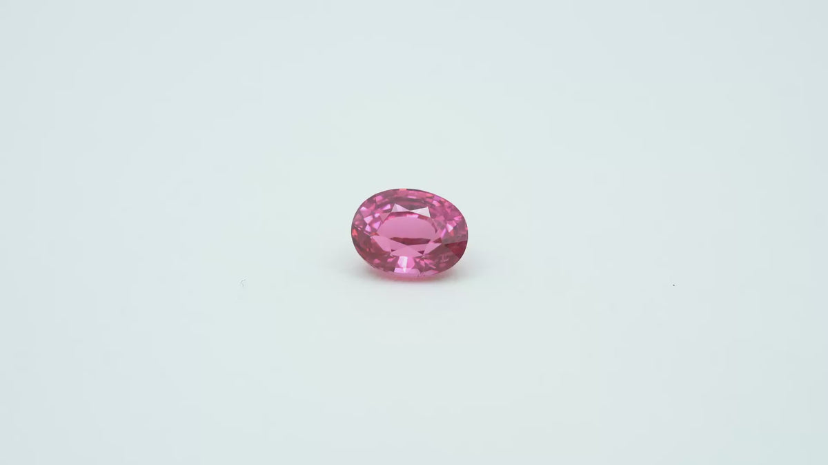Video of the Téja 2.518 ct vivid pink Mahenge spinel, Bellerophon report C02947